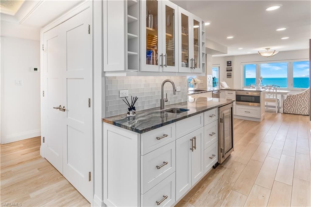 2919 Gulf Shore Blvd N, Unit 501, Naples, FL 34103 Photo