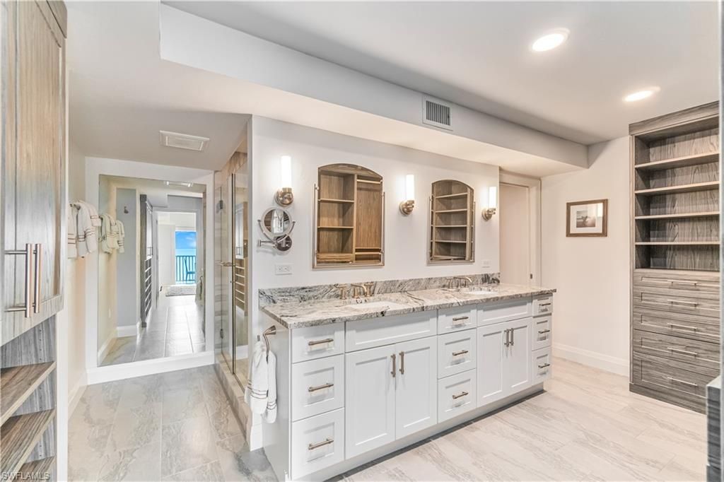 2919 Gulf Shore Blvd N, Unit 501, Naples, FL 34103 Photo