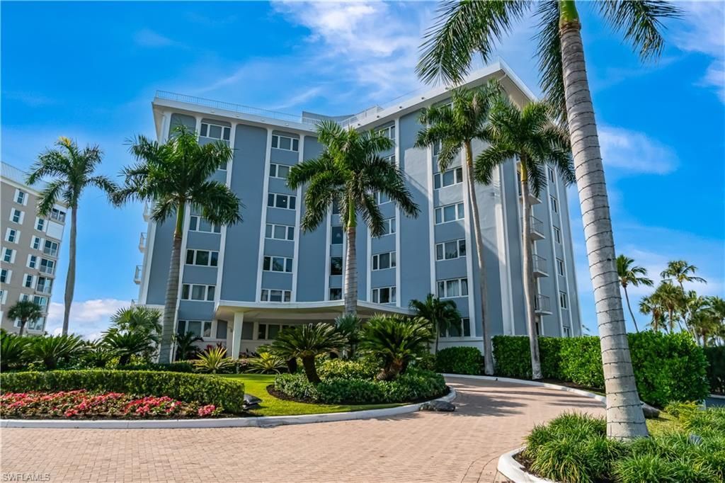 2919 Gulf Shore Blvd N, Unit 501, Naples, FL 34103 Photo