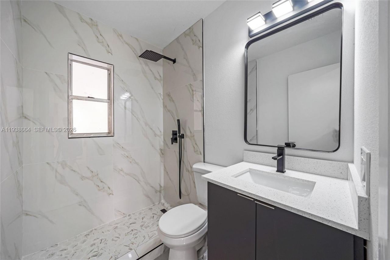 661 NW 191st St, Miami Gardens, FL 33169 Photo