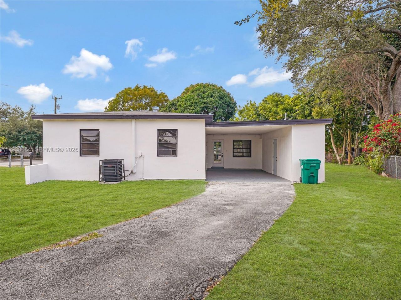 661 NW 191st St, Miami Gardens, FL 33169 Photo