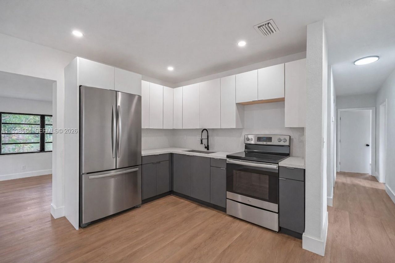 661 NW 191st St, Miami Gardens, FL 33169 Photo