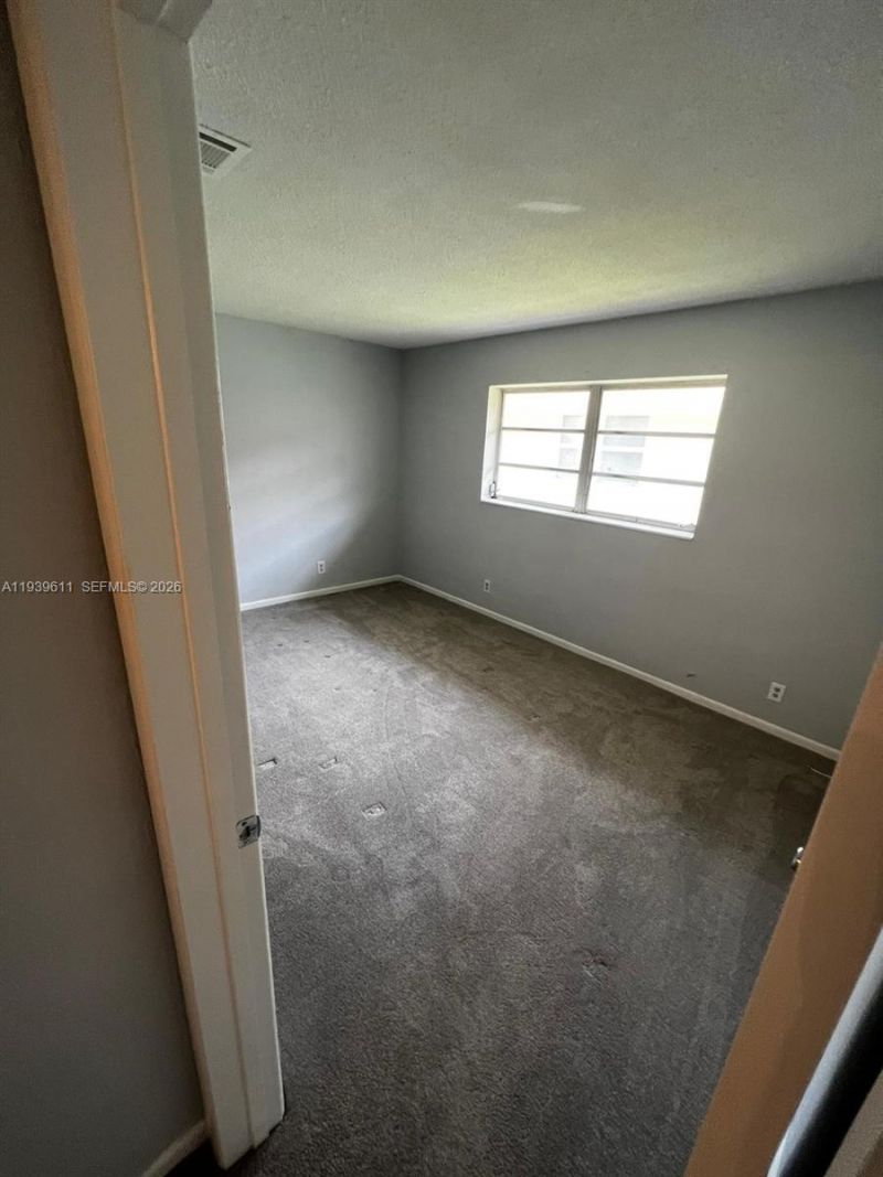 2701 NE 1st St , Unit 203, Pompano Beach, FL 33062 Photo