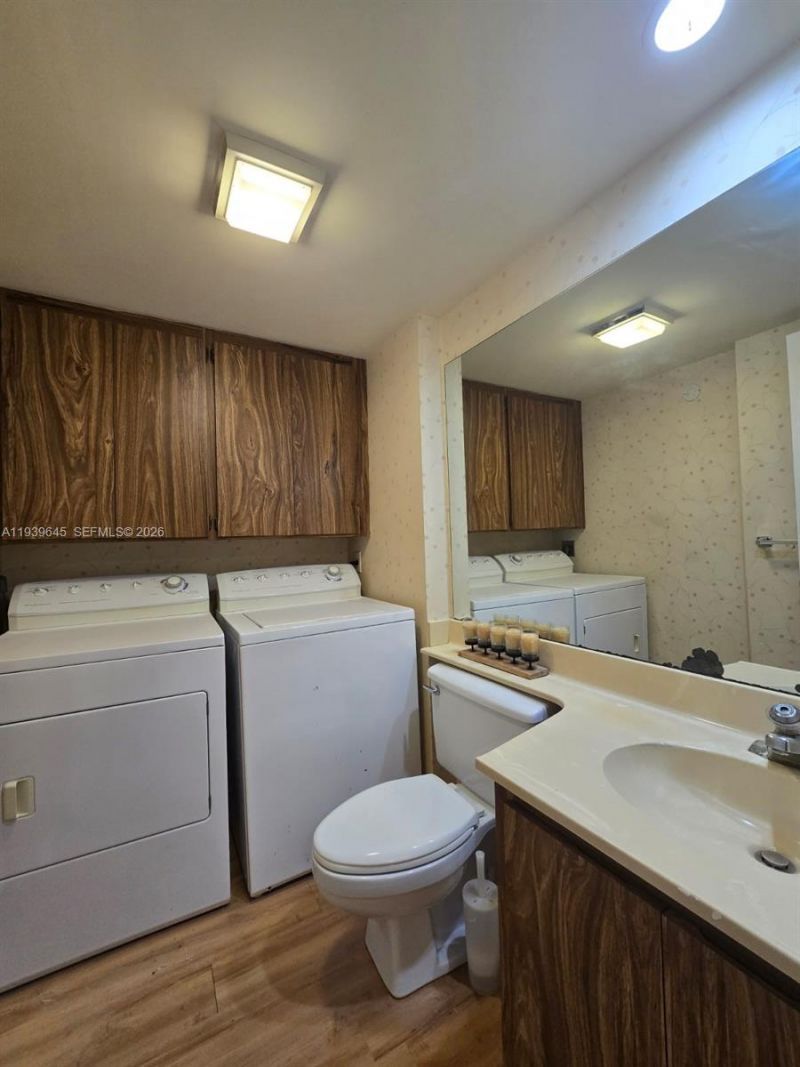 629 6th Way, West Palm Beach, FL 33407 Photo