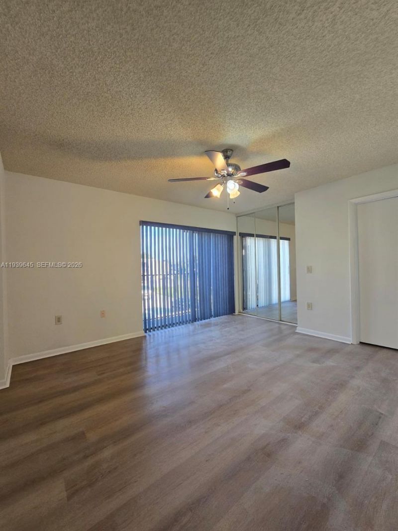 629 6th Way, West Palm Beach, FL 33407 Photo