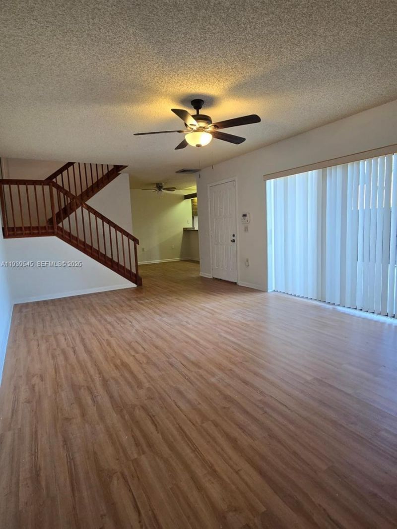 629 6th Way, West Palm Beach, FL 33407 Photo