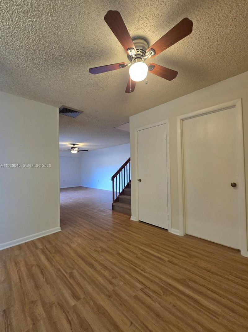 629 6th Way, West Palm Beach, FL 33407 Photo