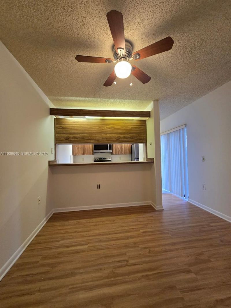 629 6th Way, West Palm Beach, FL 33407 Photo