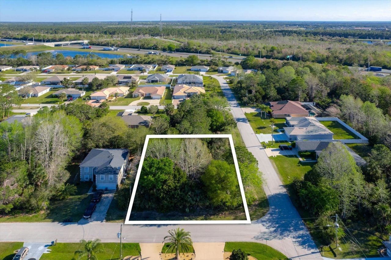 2 Bishop Ln, Palm Coast, FL 32137 Main Photo