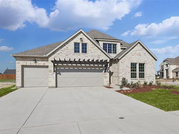 307 Trinity Court, Shady Shores, TX 76208