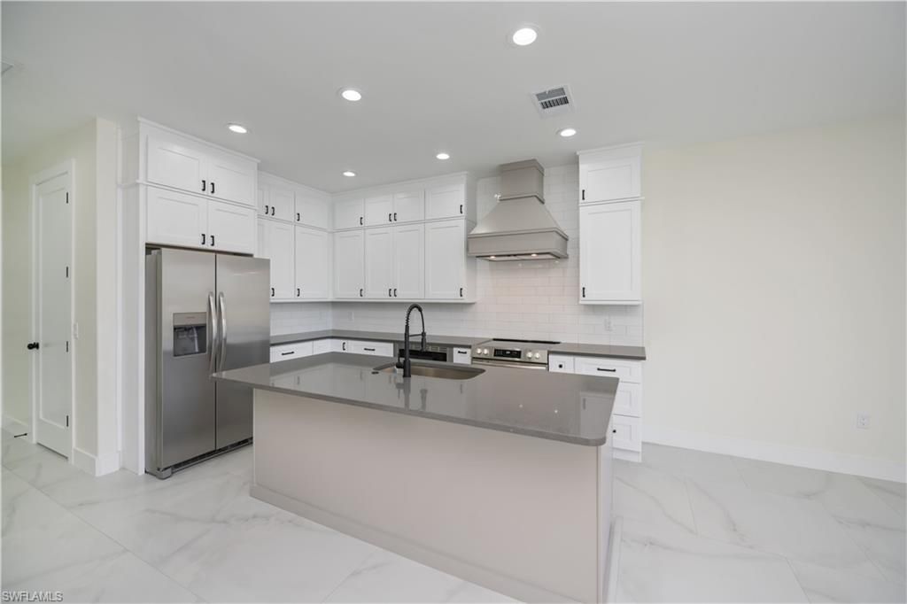 2615 Sunvale Ct, Cape Coral, FL 33991 Photo