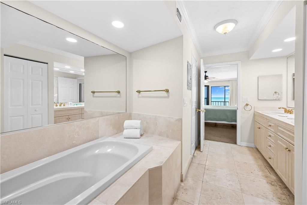 2445 W Gulf Dr, Unit 45A, Sanibel, FL 33957 Photo