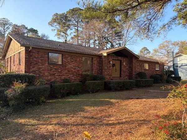 1903 Allyson, Tupelo, MS 38804