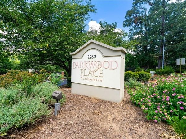 1250 Parkwood Circle SE, Unit 2310, Atlanta, GA 30339