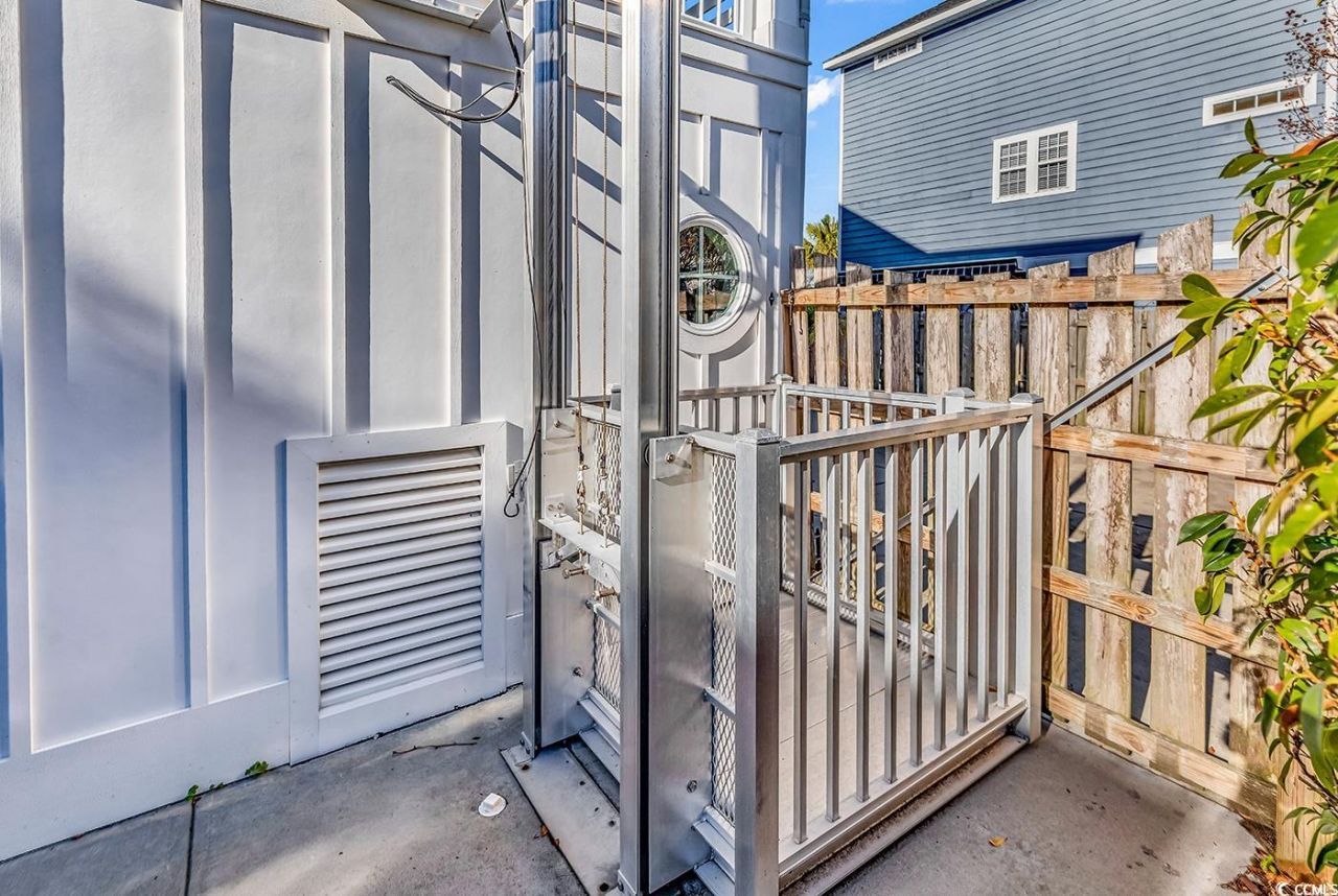 209-b Woodland Dr. Photo 36