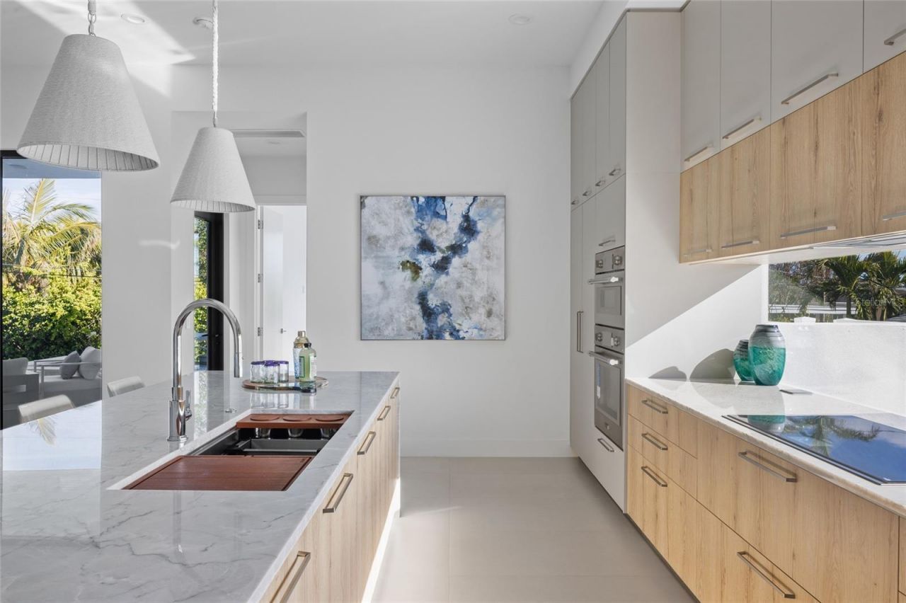 1212 Center Place, Sarasota, FL 34236 Photo