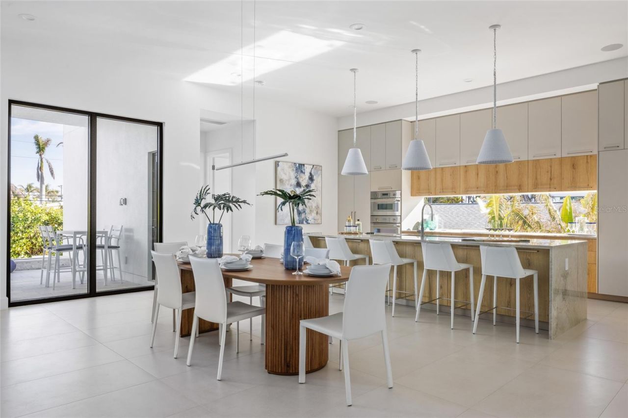 1212 Center Place, Sarasota, FL 34236 Photo