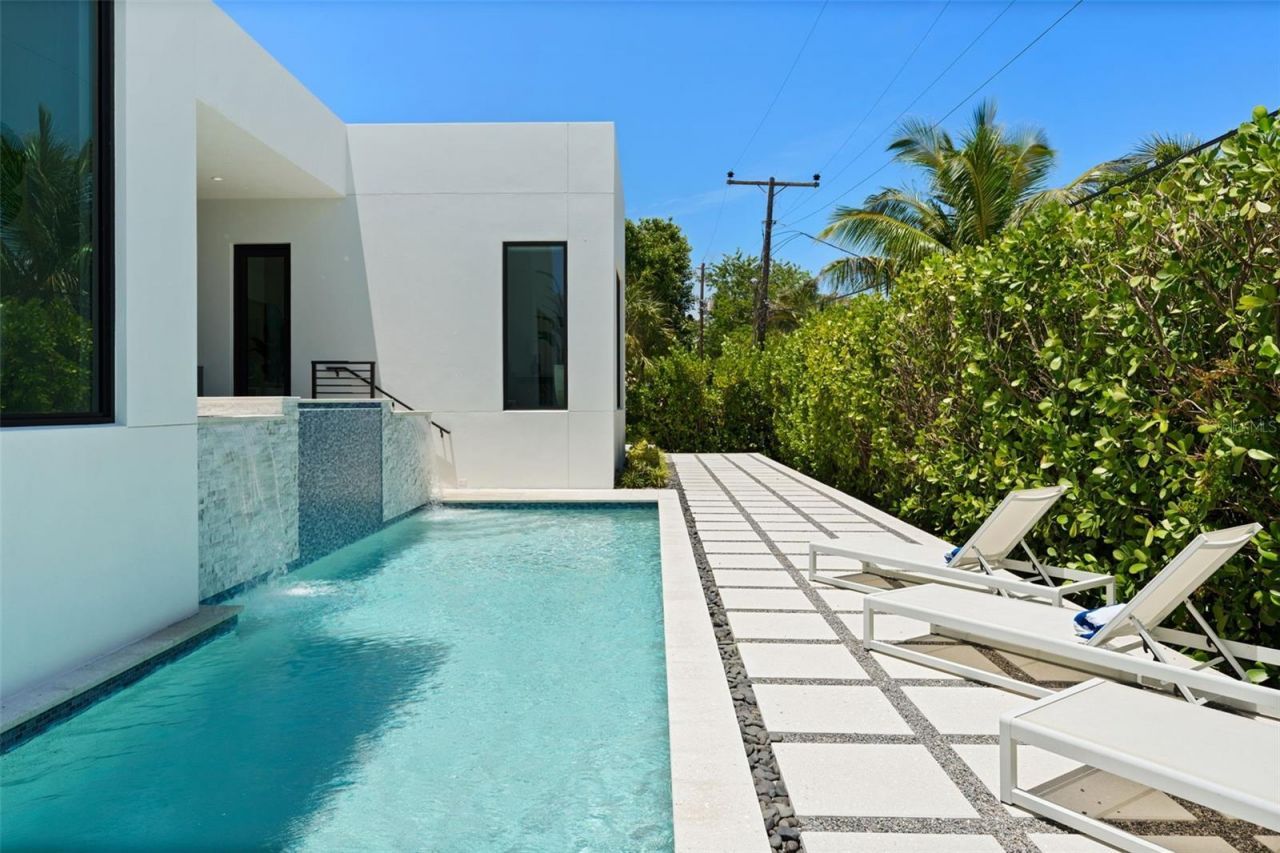 1212 Center Place, Sarasota, FL 34236 Photo