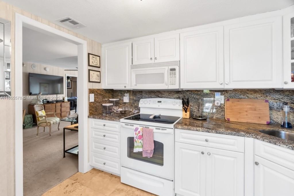 1200 S Flagler Drive, Unit 206, West Palm Beach, FL 33401 Photo