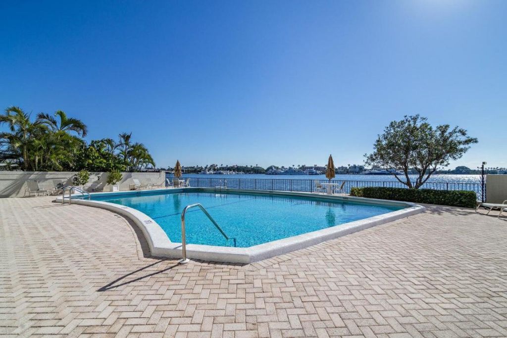 1200 S Flagler Drive, Unit 206, West Palm Beach, FL 33401 Photo