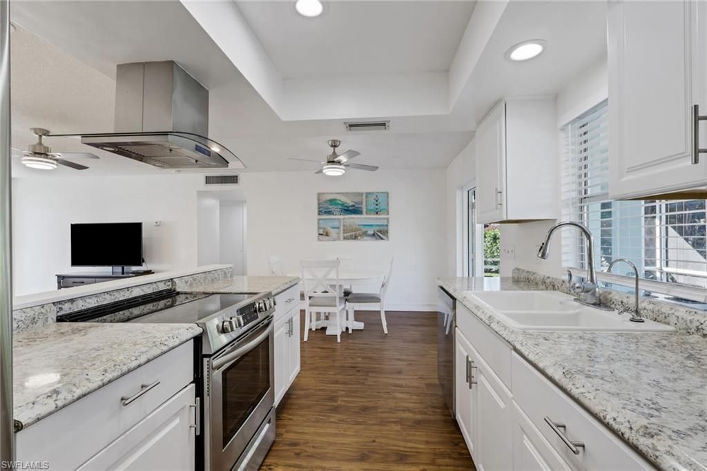 105 Valley Dr , Bonita Springs, FL 34134 Photo