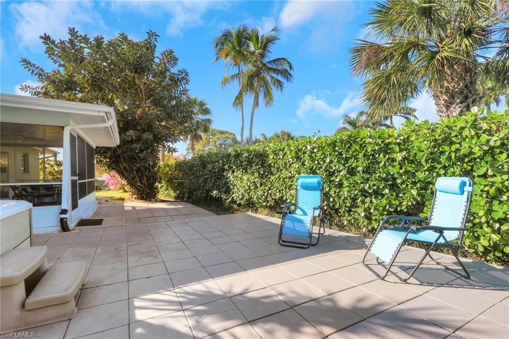 105 Valley Dr , Bonita Springs, FL 34134 Photo