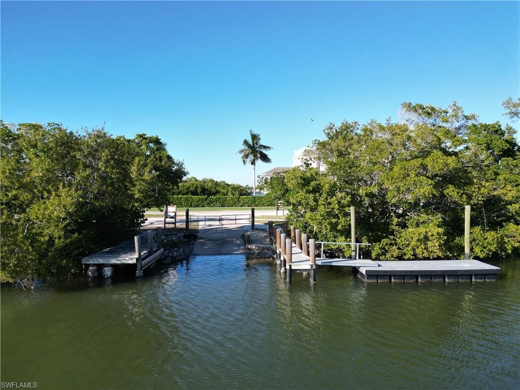 105 Valley Dr , Bonita Springs, FL 34134 Photo