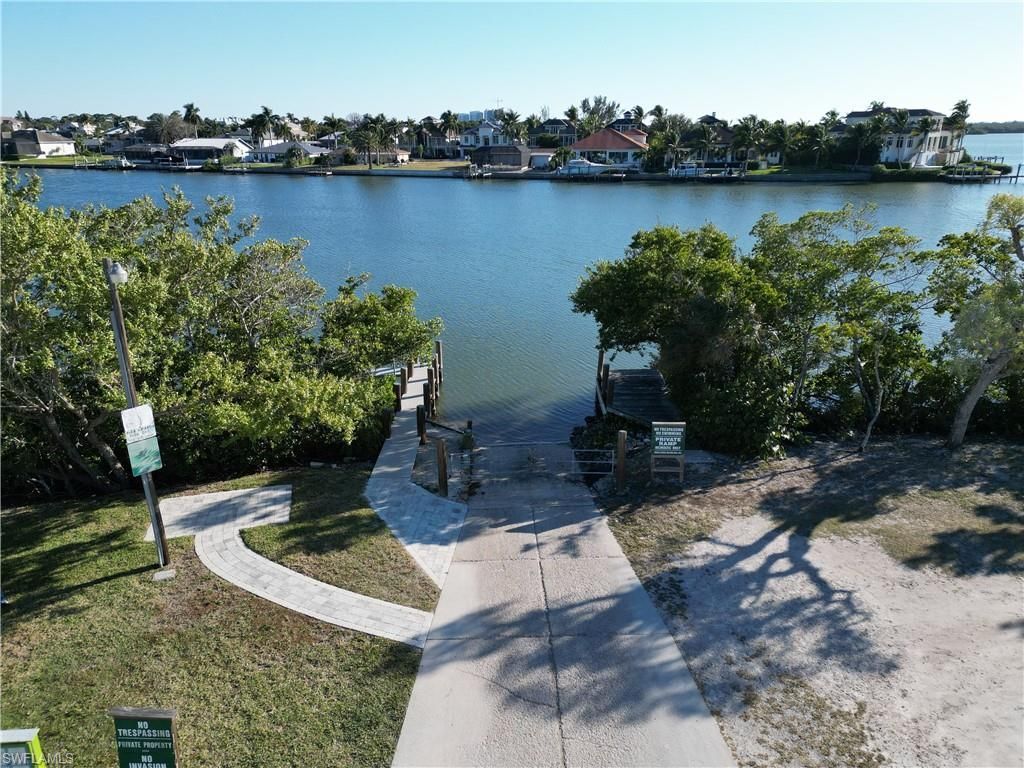 105 Valley Dr, Bonita Springs, FL 34134 Photo