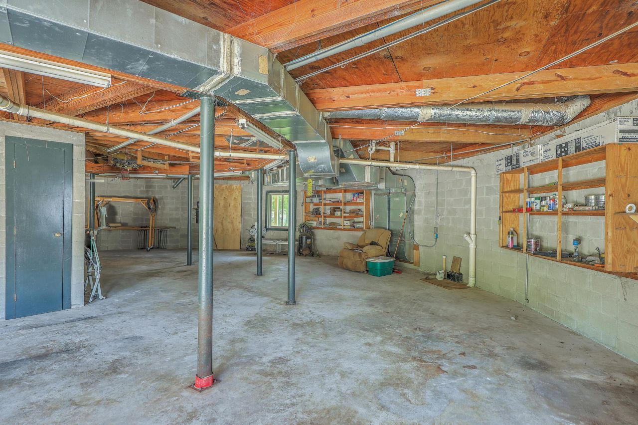 395 Summerset Lane Photo 10