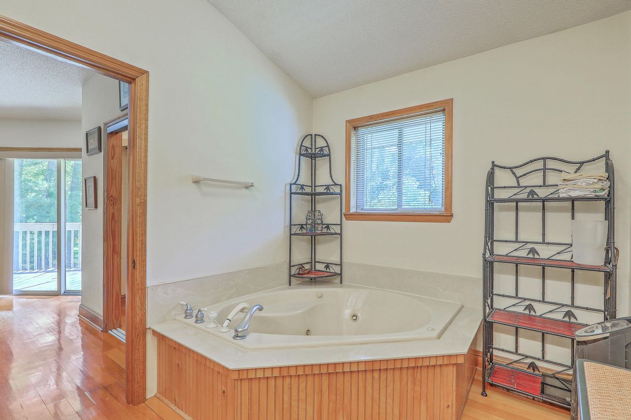 395 Summerset Lane Photo 34