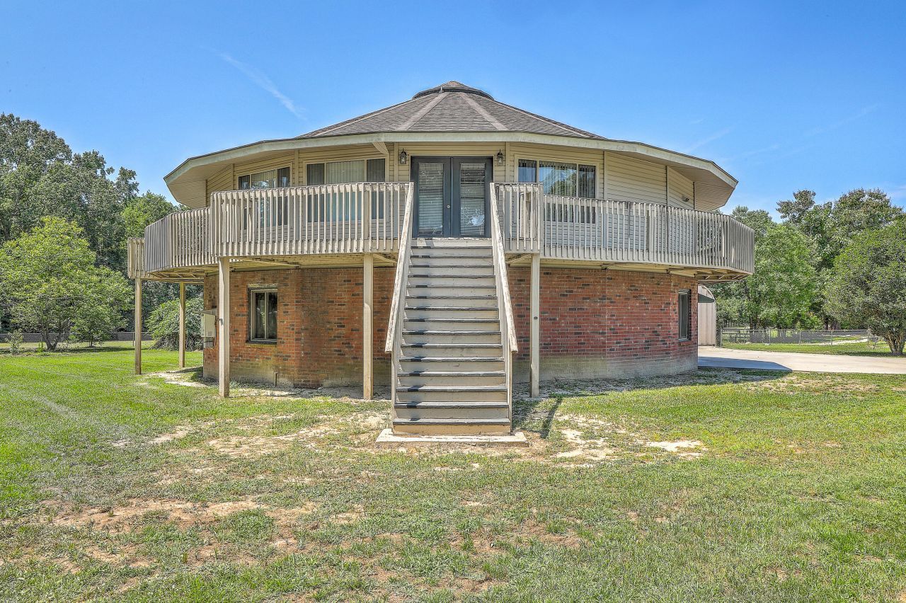 395 Summerset Lane Photo 4