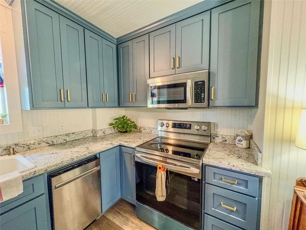 130 Sugar Hill RD, Carmine, TX 78932