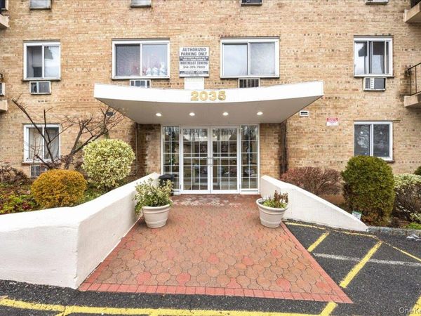 2035 Central Park Avenue, Unit 2H, Yonkers, NY 10710