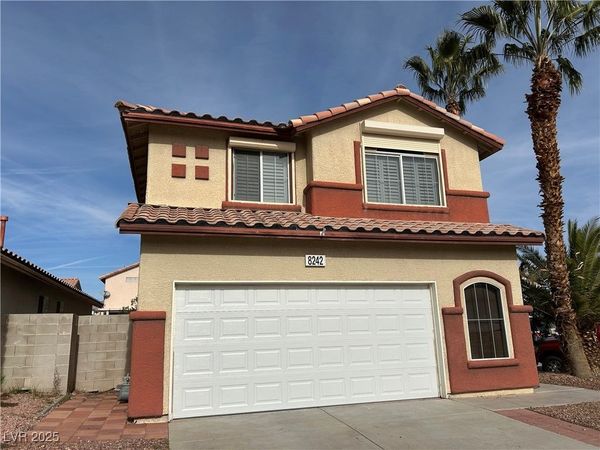 8242 Strawberry Valley Court, Las Vegas, NV 89147