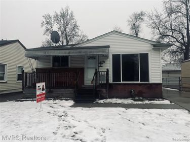 45 W Hudson Avenue, Madison Heights, MI 48071