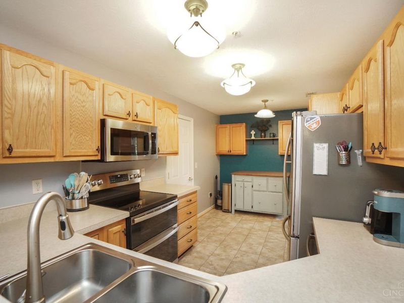 1443 Windwillow Trace, Hamilton Twp, OH 45039 Photo 2