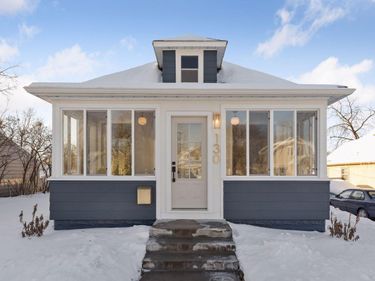 130 10th Avenue N, Hopkins, MN 55343