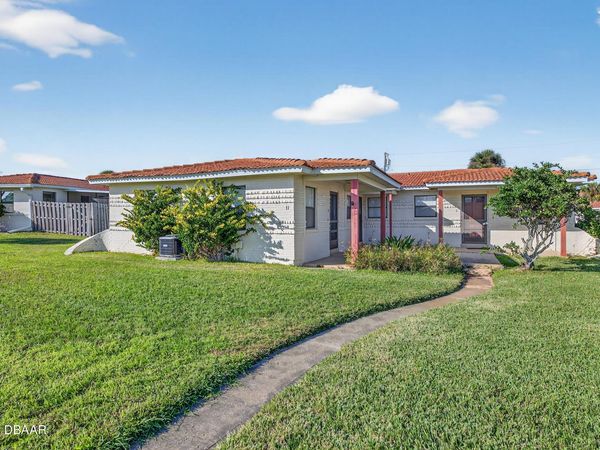 11 Oriole Circle, Unit A, Ormond Beach, FL 32176