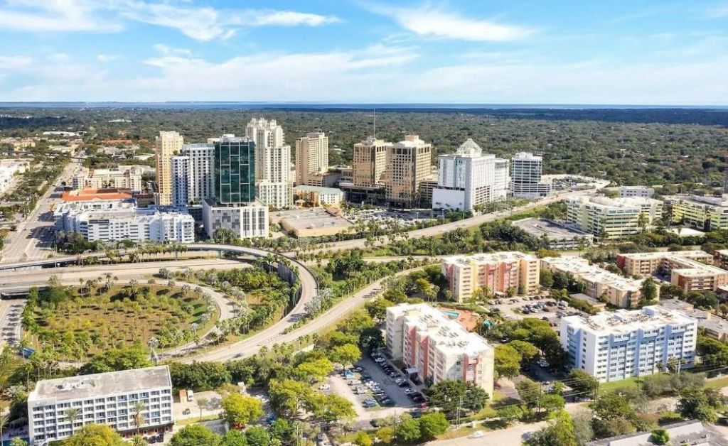 9001 SW 77th Avenue, Unit C-802, Miami, FL 33156 Photo