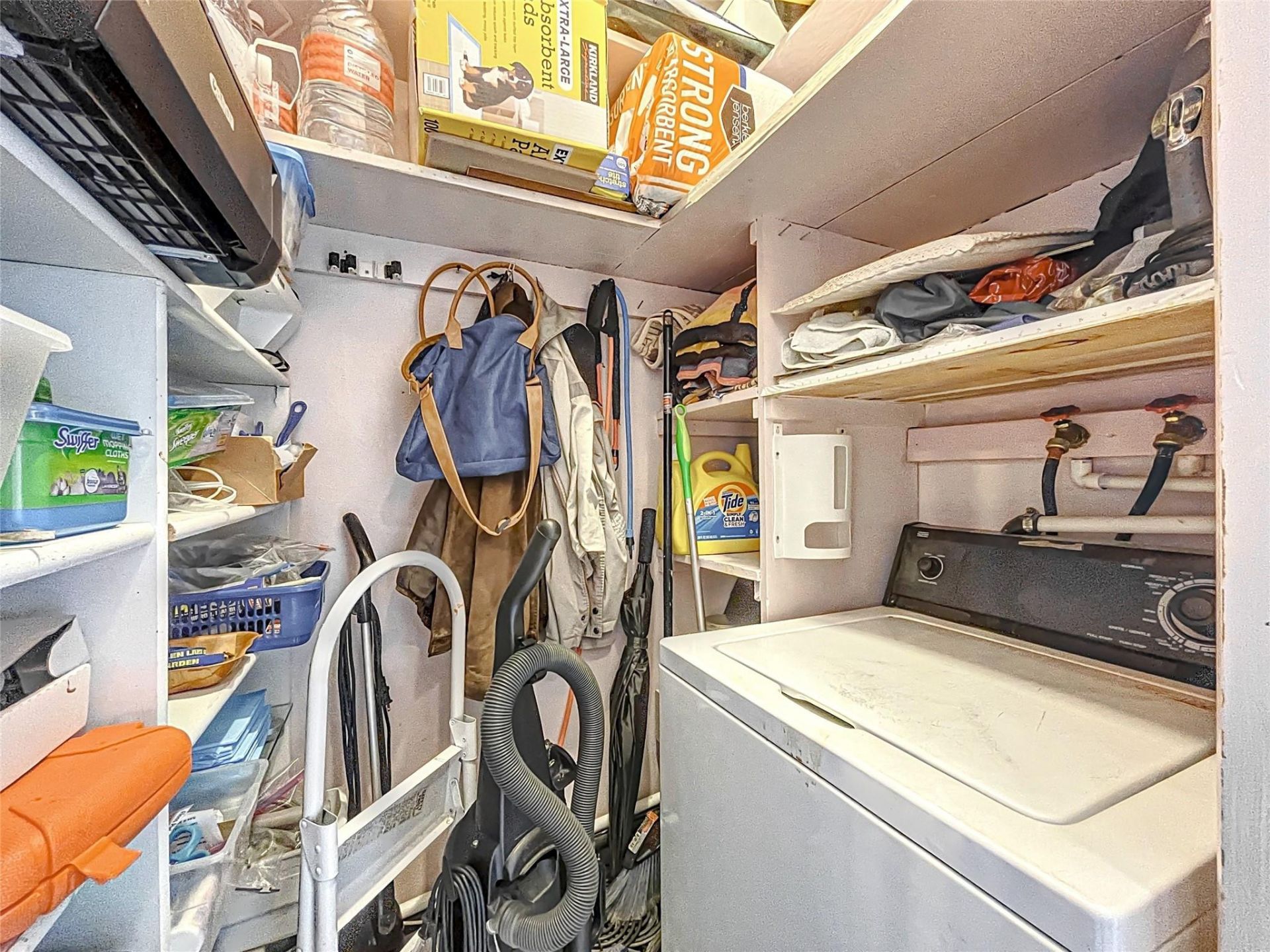 815 SW 10th Terrace, Unit 18V, Hallandale Beach, FL 33009 Photo