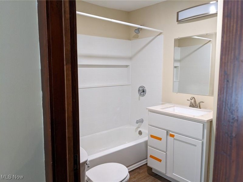 298 Substation Road, Brunswick, OH 44212 Photo 13