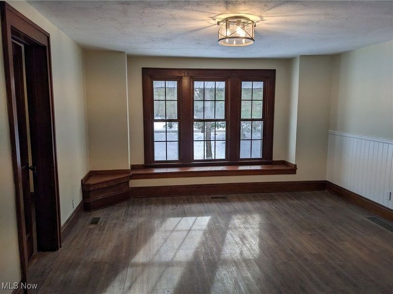 298 Substation Road, Brunswick, OH 44212 Photo 4