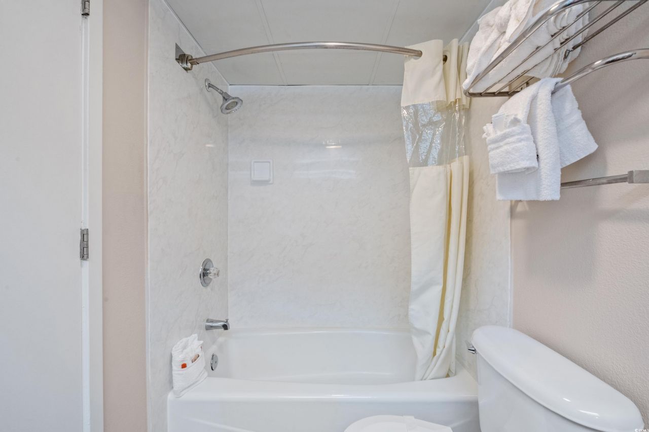 1105 S Ocean Blvd. Photo 9