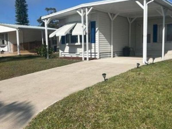 11 Del Sol, Port Saint Lucie, FL 34952