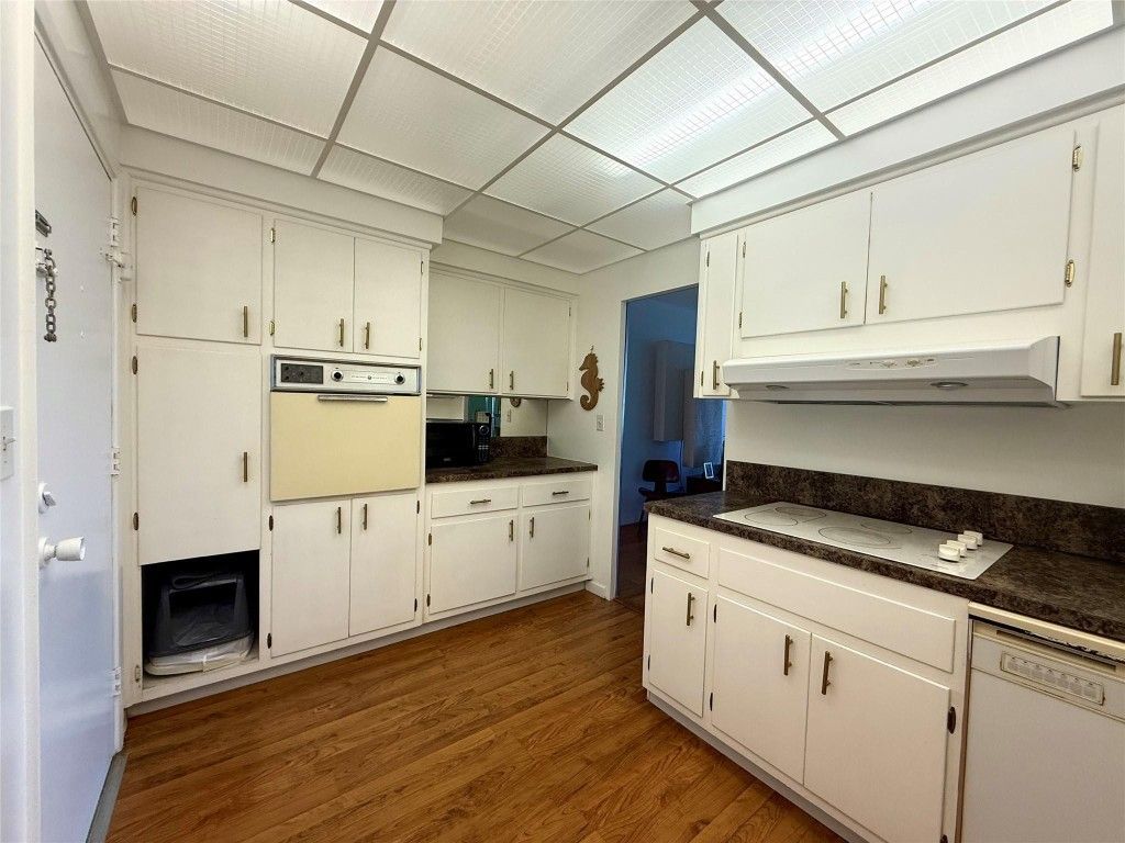 3233 NE 34th Street, Unit 1520, Fort Lauderdale, FL 33308 Photo