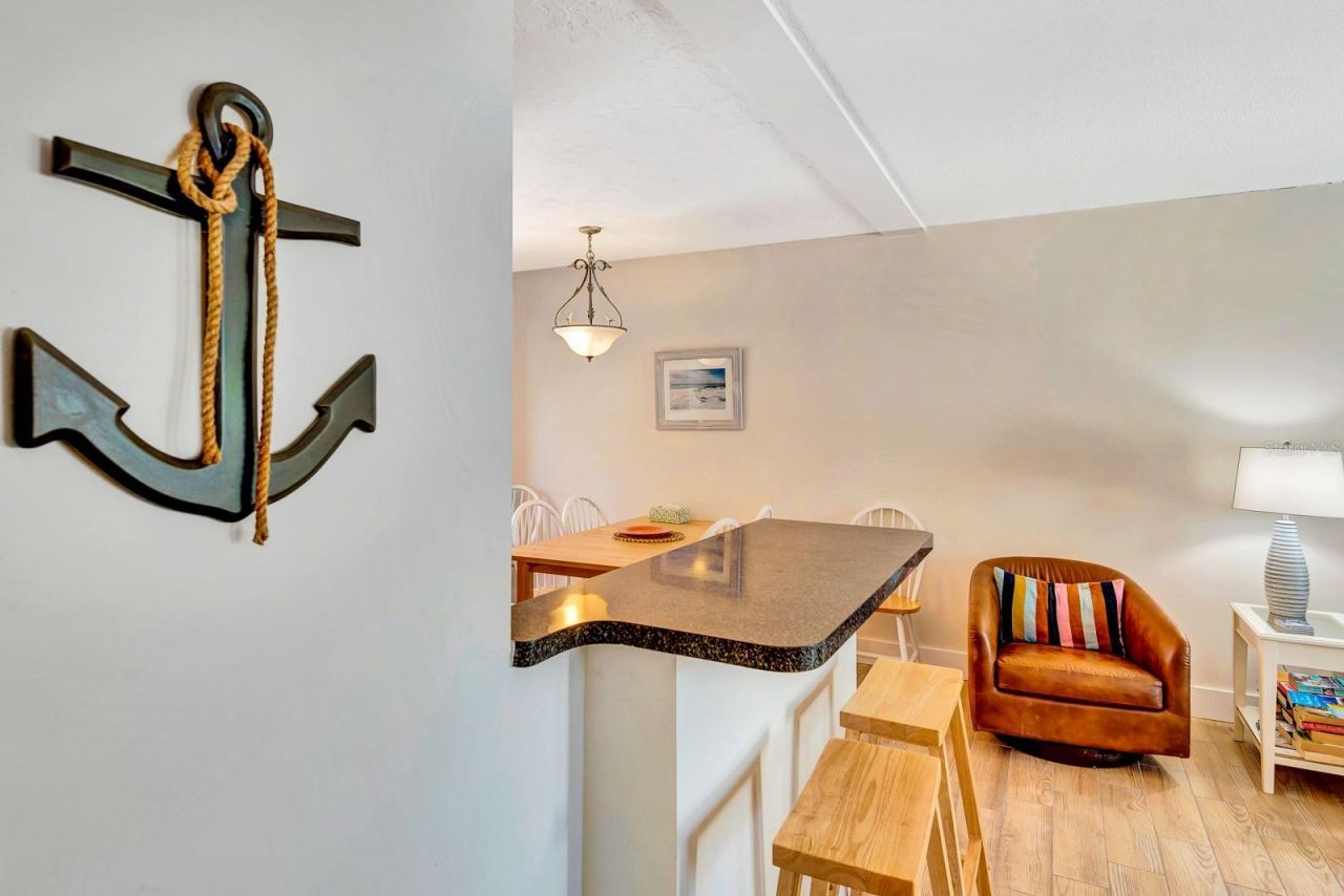 207 75th Street, Unit B, Bradenton Beach, FL 34217 Photo