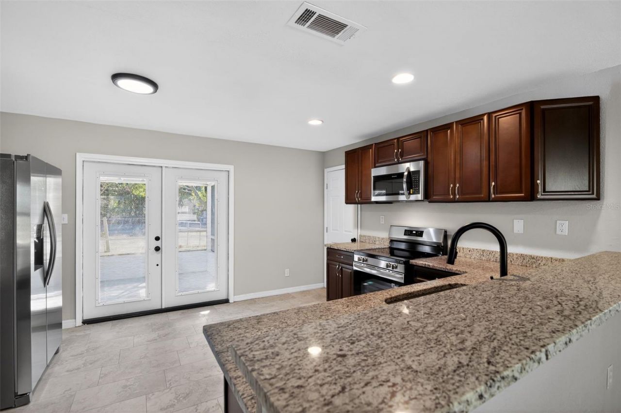 3000 NE 127th Place, Anthony, FL 32617 Photo