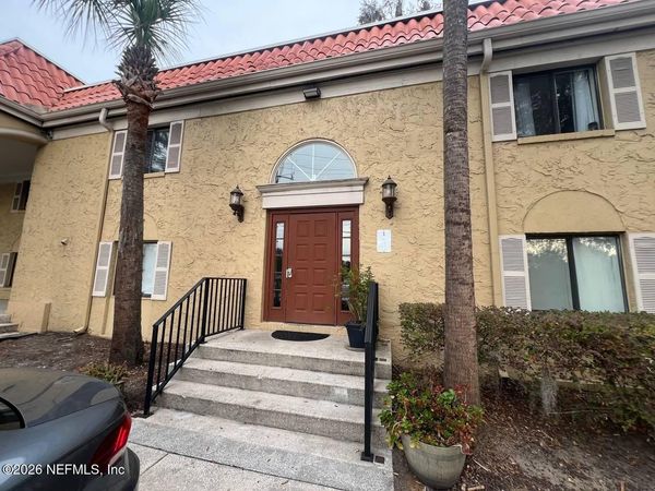 5811 ATLANTIC Boulevard, Unit 10, Jacksonville, FL 32207