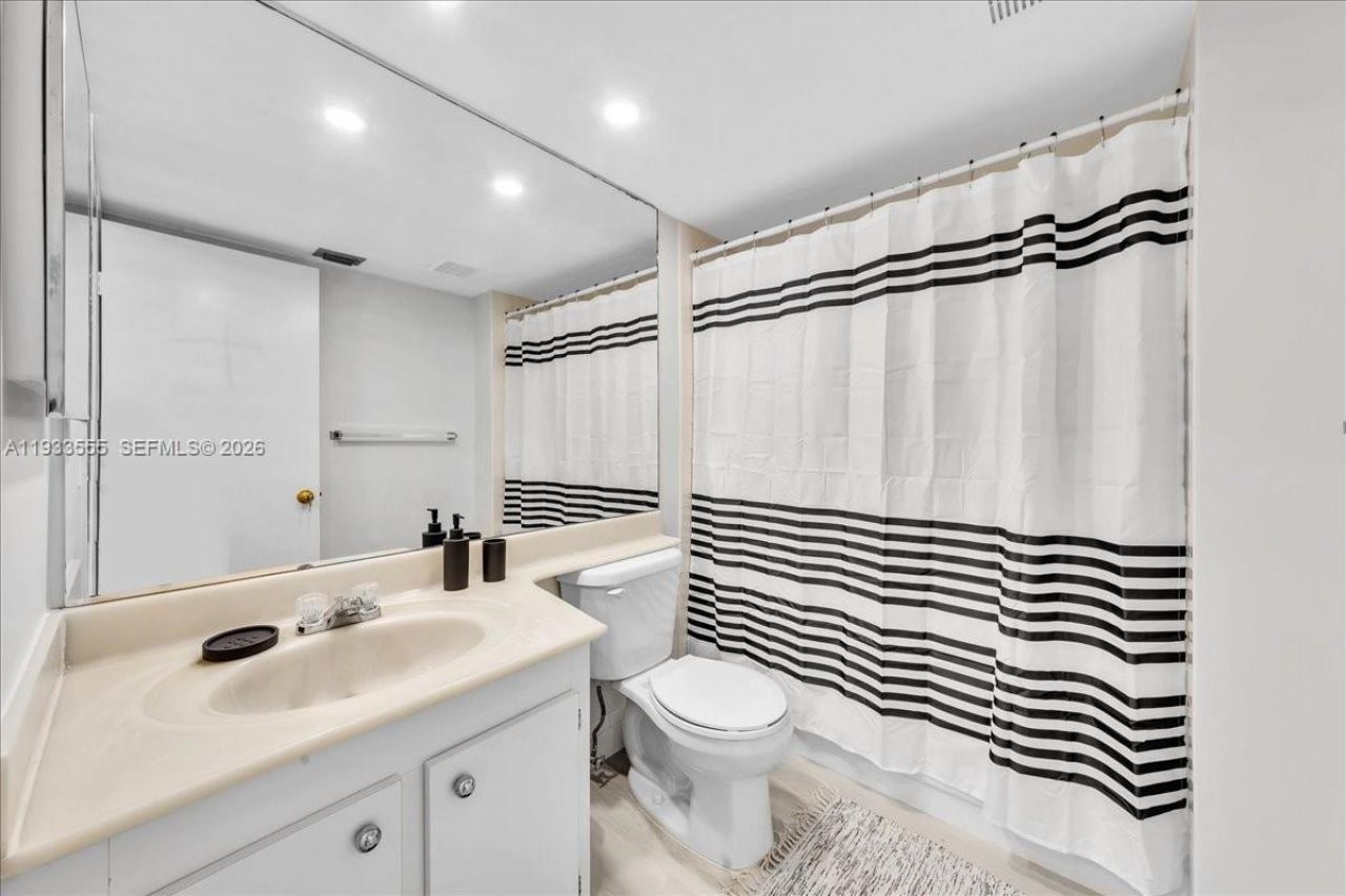 13001 SW 11th Ct, Unit 408A, Pembroke Pines, FL 33027 Photo