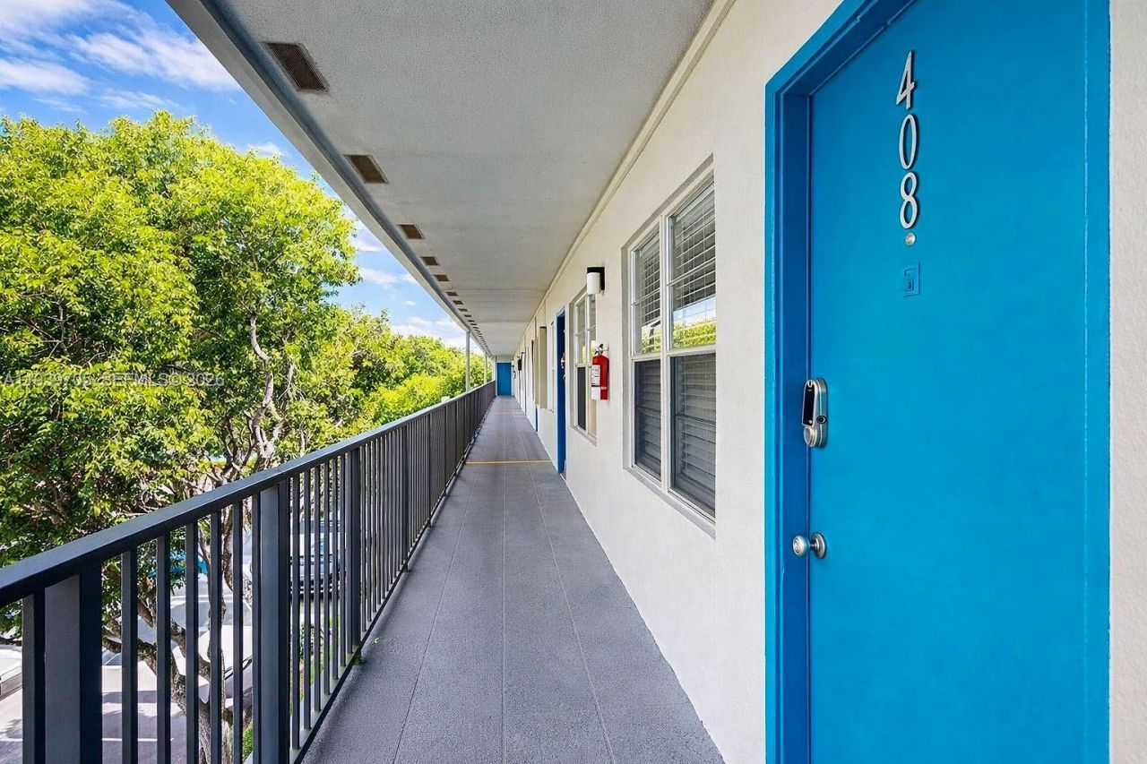 13450 SW 3rd St, Unit 408D, Pembroke Pines, FL 33027 Photo